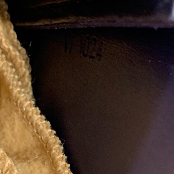 Louis Vuitton πLexington Vernis Pouchette π - Picture 4 of 8